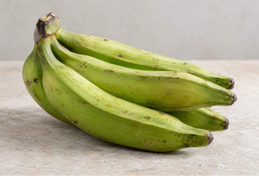 Raw Banana / പച്ച കായ - 500 gm