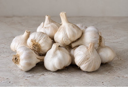 Garlic / വെളുത്തുള്ളി (250 gm)