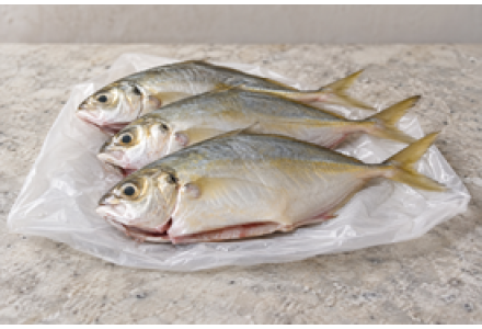 Cleaned Golden Trevally Small /  Vatta / വറ്റ (400gm) 