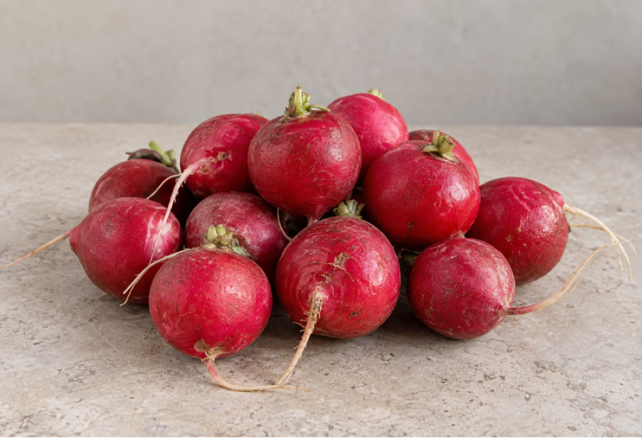 Red Radish / റെഡ്റാഡിഷ് - 250.00 gm Pack ( Ozone Washed)