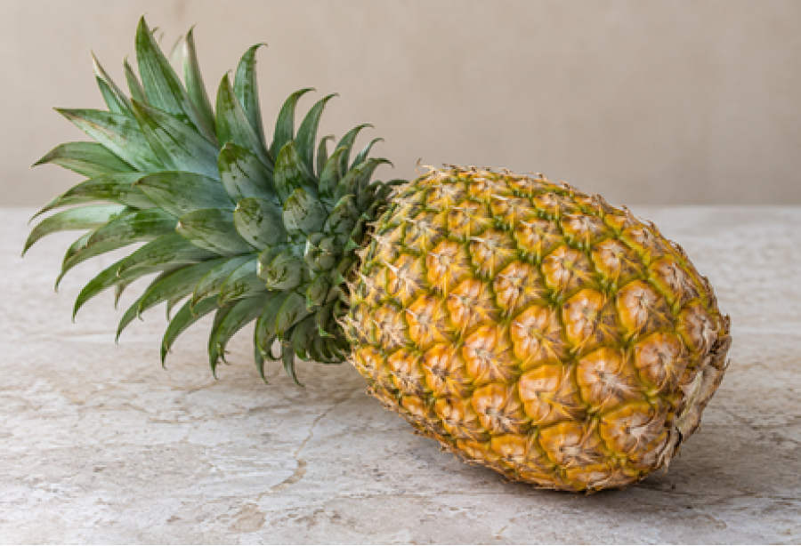 Pineapple / കൈതച്ചക്ക  - 1.00kg to 1.50kg
